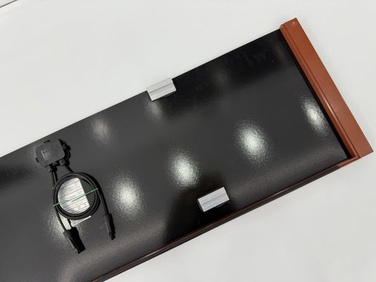 120W BIPV ηλιακό πάνελ για το κτίριο Βέλτιστη τάση λειτουργίας 9,62V και μέγιστος συντελεστής θερμοκρασίας ισχύος -0,26%