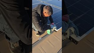 Θέλετε να είναι ελαφρύ αλλά ανησυχείτε ότι δεν είναι αρκετά δυνατό;